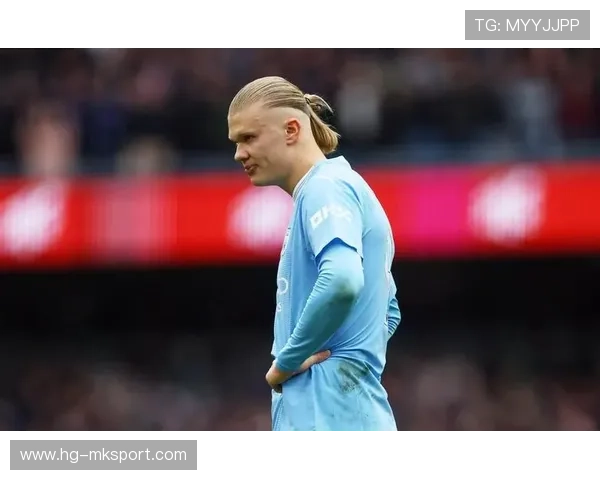 曼城反击只用三脚传球，哈兰德单刀冷静斩杀