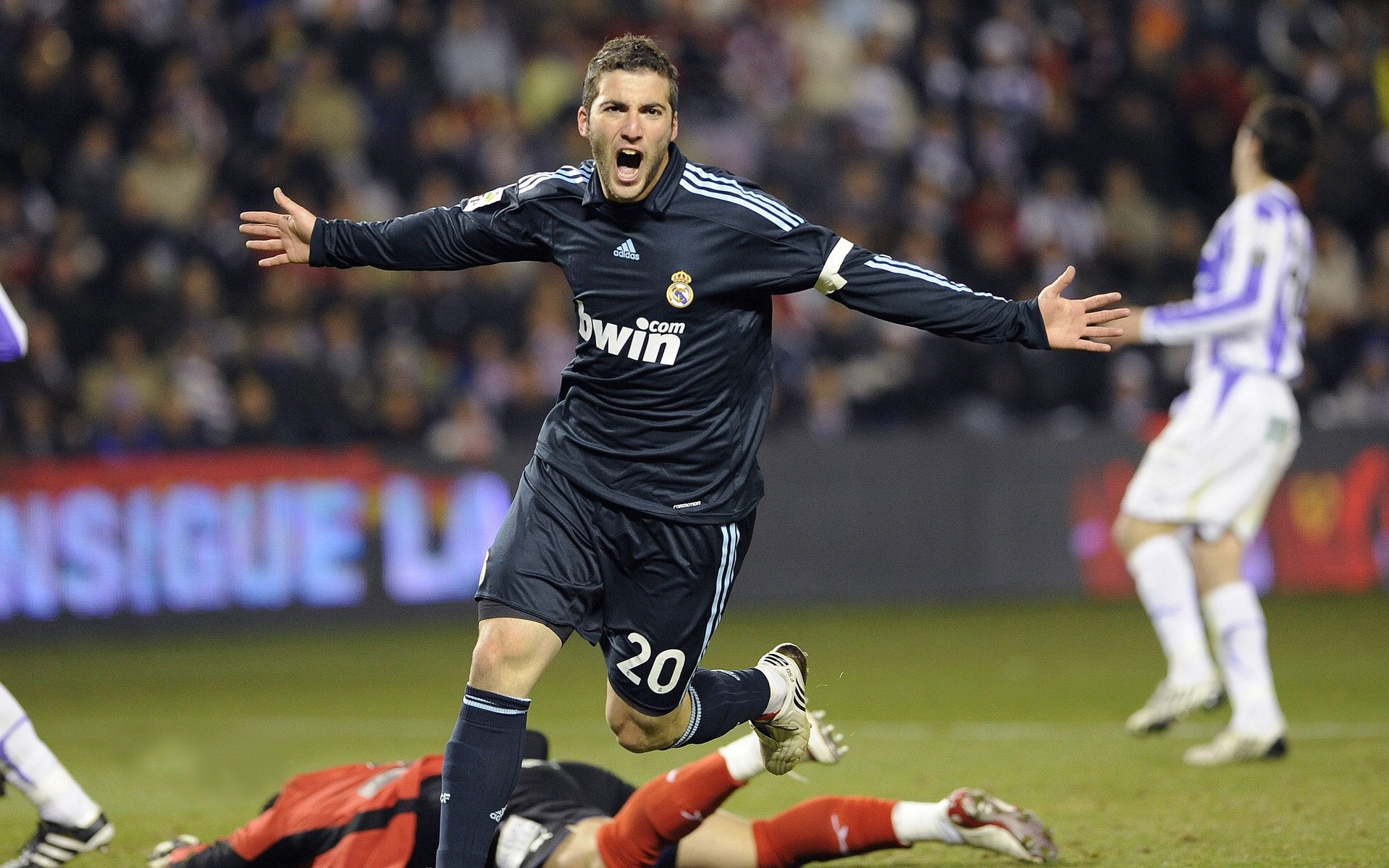 美洲杯明星耀眼:突破极限,惊喜不断!,美洲杯选手