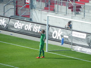 mk体育平台网页版入口-双方均有破门良机，战局胶着——激烈对决中的悬念与精彩